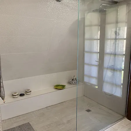 Casa vacanze Chaumière à L'étang Des Anémones